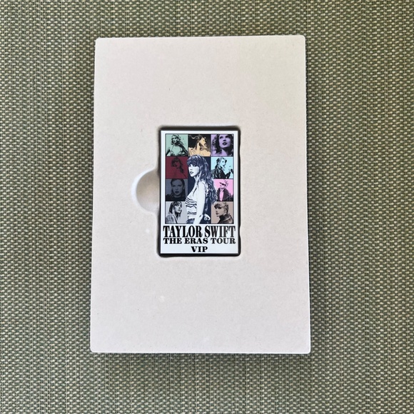 Taylor Swift The Eras Tour VIP Enamel Pin New - Picture 4 of 5